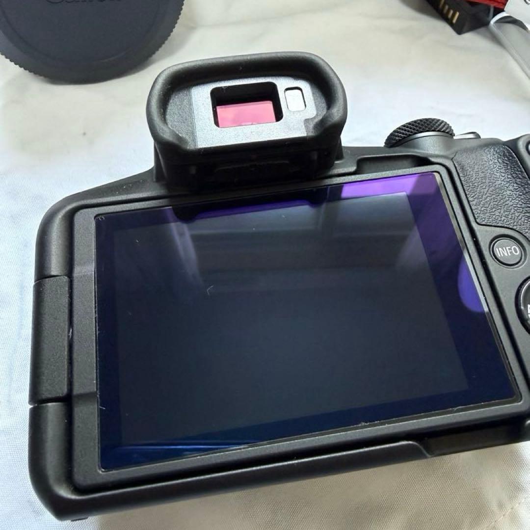 【本日限定値下げ】Canon EOS R50 レンズキット