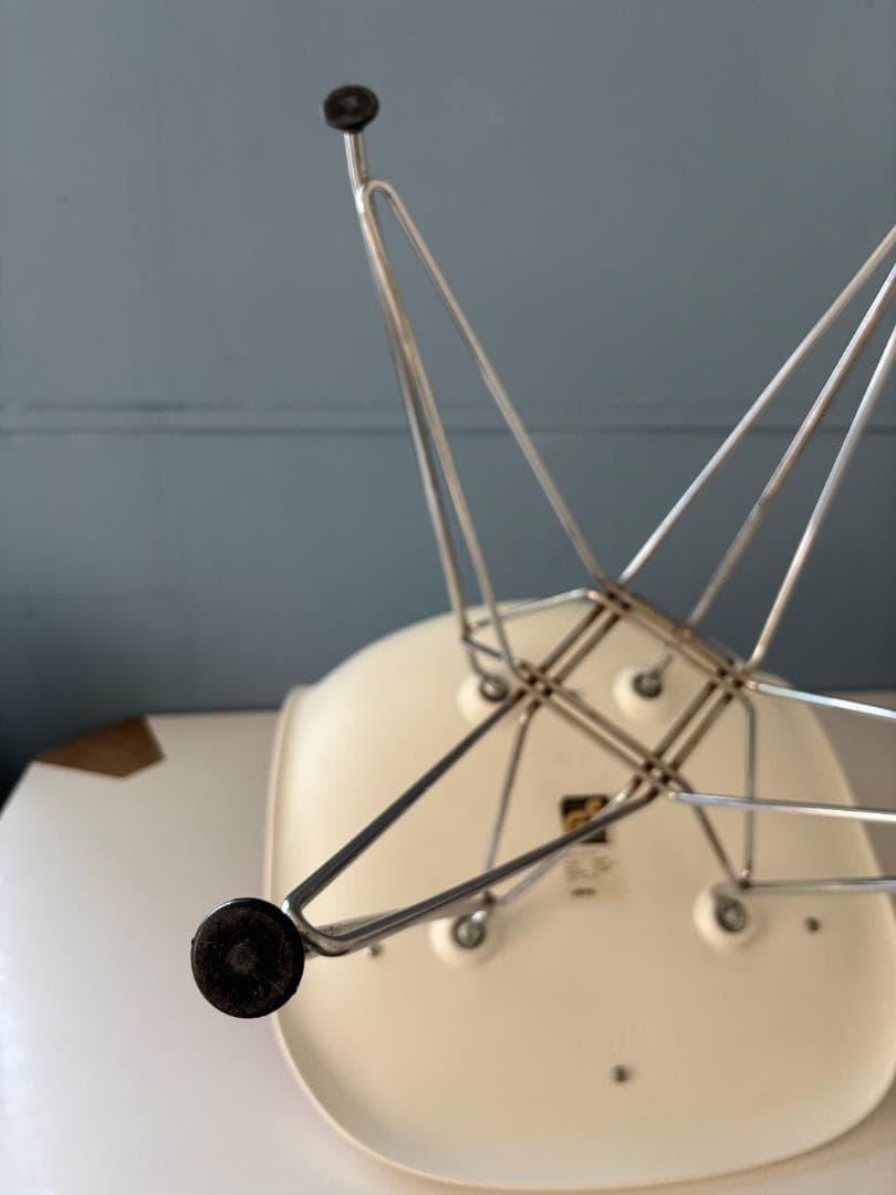 イームズ/Eamesシェルチェア ホワイト×オレンジ B