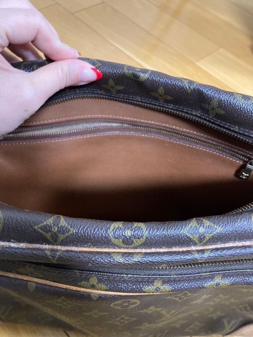 ルイ・ヴィトン メッセンジャーバッグ ブラウン