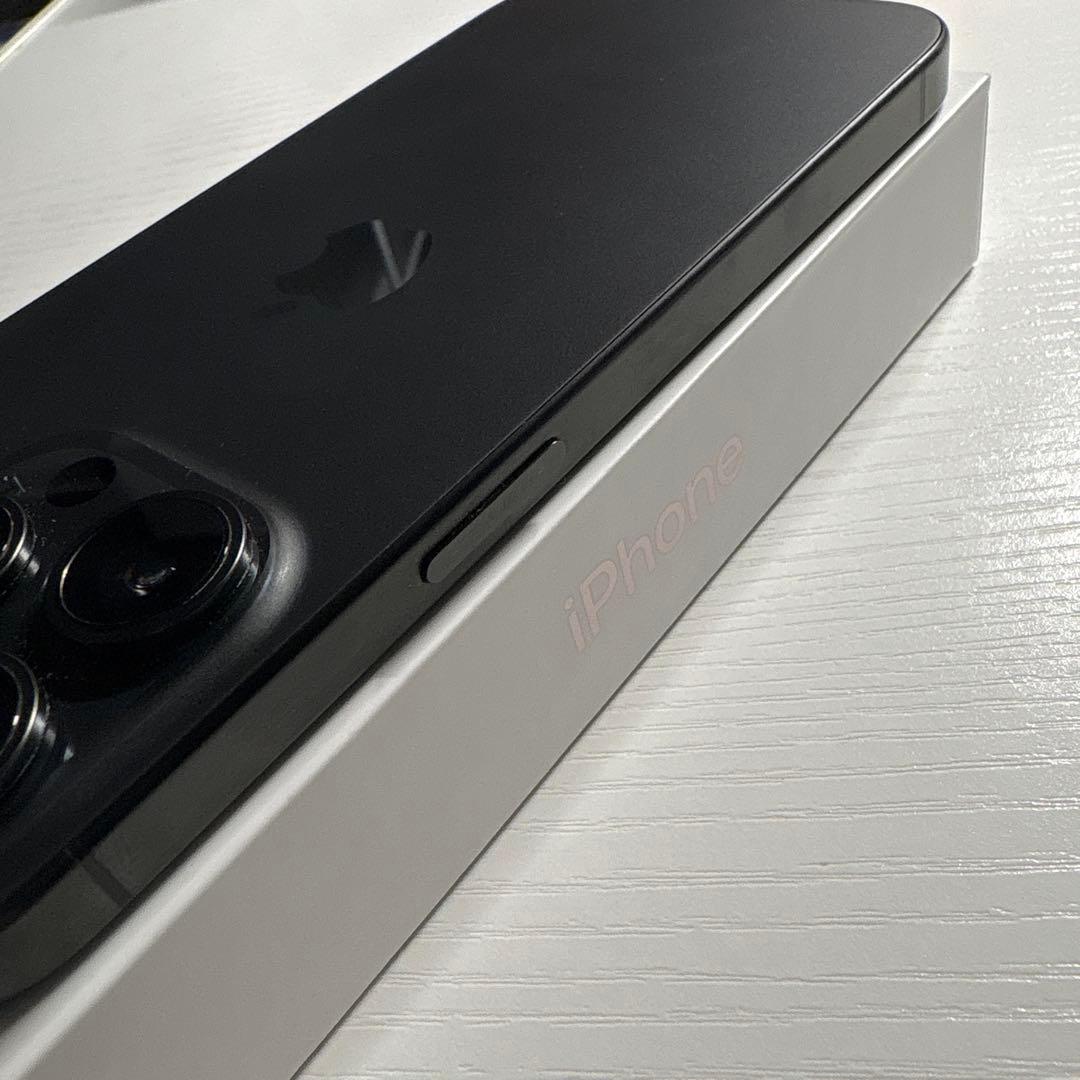 iPhone15 Pro 512GB ブラックチタニウム SIMフリー