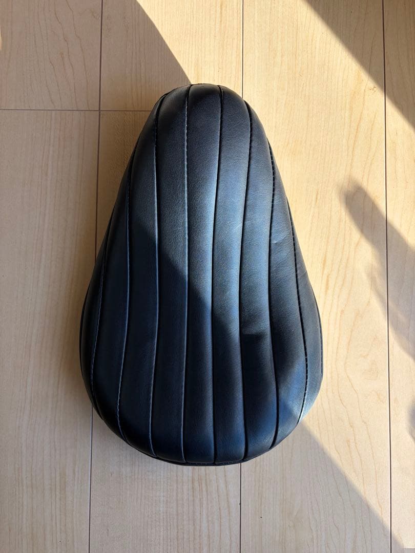 HARD RIDE ソロシート ミディアム　 ハーレー