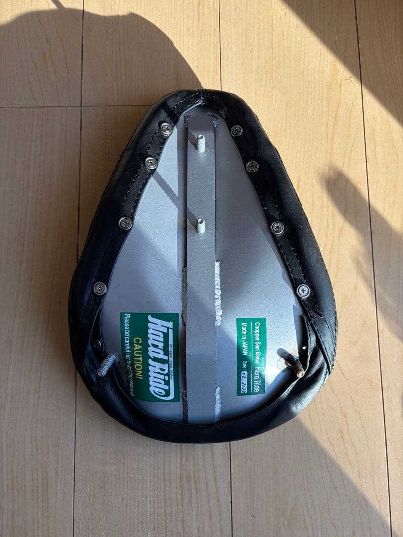 HARD RIDE ソロシート ミディアム　 ハーレー