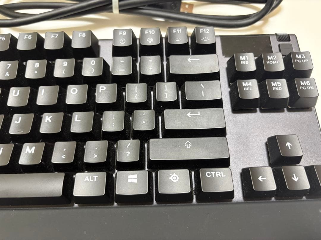 美品SteelSeriesゲーミングキーボード有線 ApexPro英語配列tkl