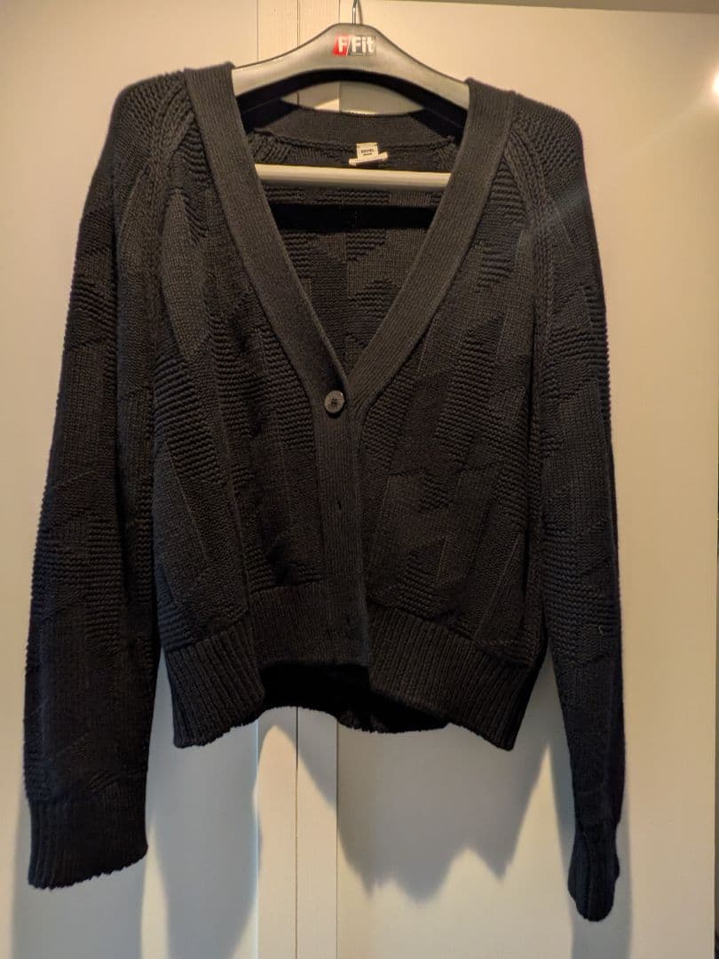 ネコイリエさん専用　エルメス　黒セーター