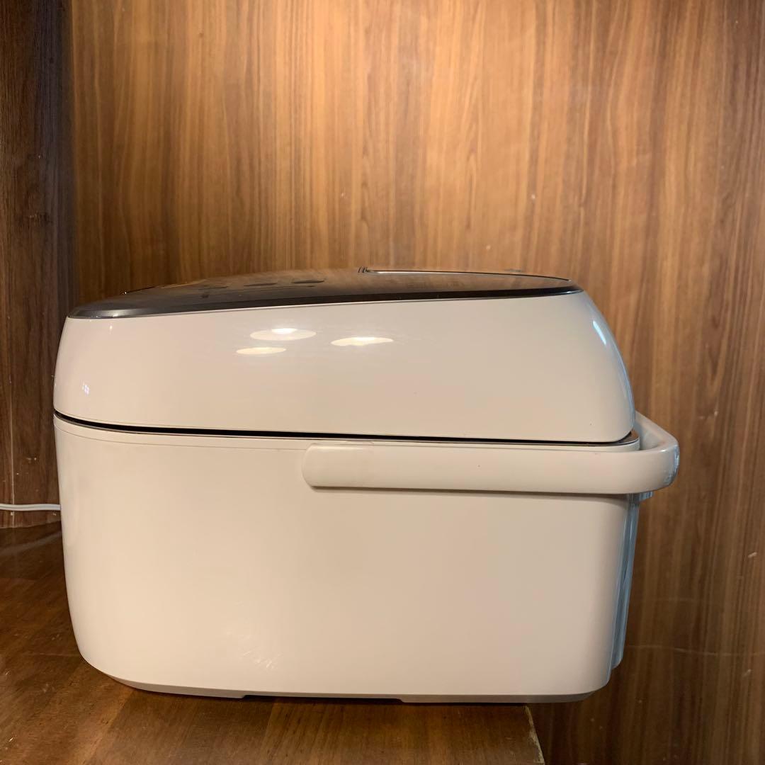 Panasonicスチーム&可変圧力ＩＨジャー炊飯器 SR-WSX107S