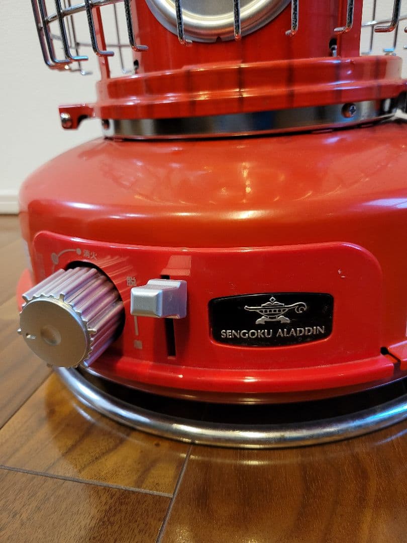 アラジン　ガスストーブ 赤　早い者勝ち