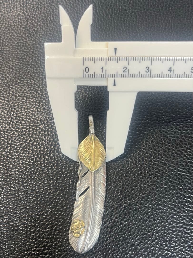 【こまぽぽ】goro's 上金ハート特大フェザーローズメタル付　右向き