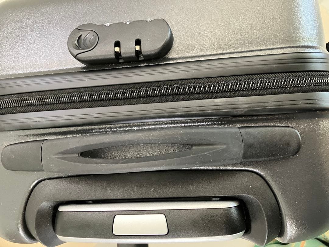 子どもが乗れるスーツケース　キャリーケース　トラベルタグ&専用カバーつき