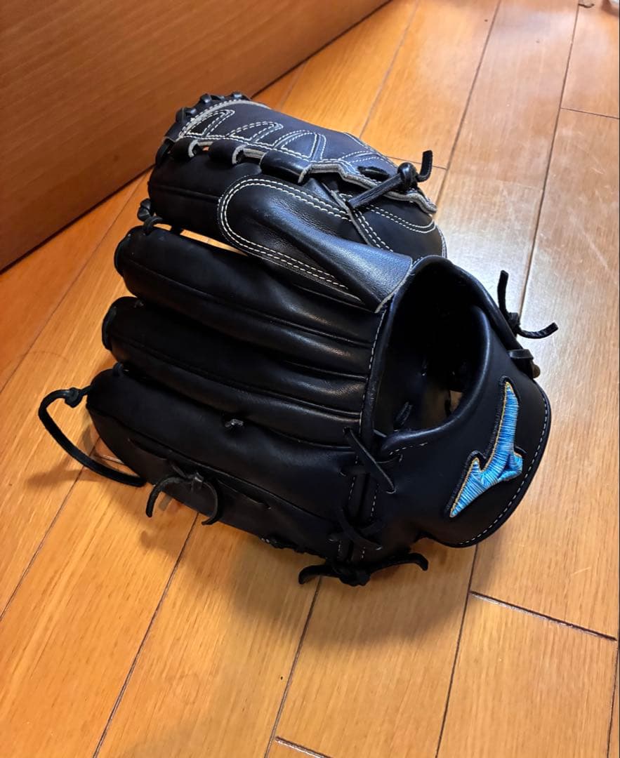 あ*様 ミズノプロ 軟式 投手 黒 ダイバーシティブルー