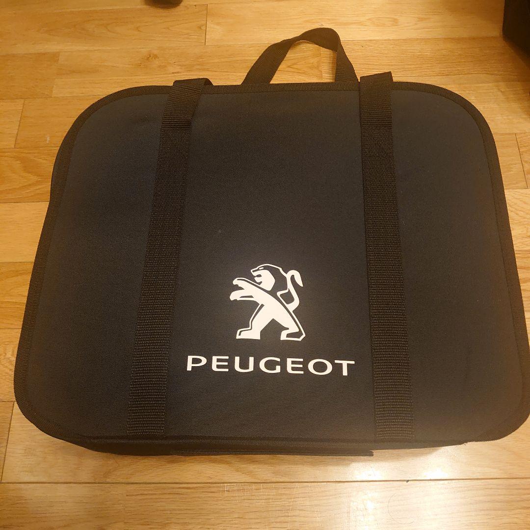 PEUGEOT プジョー e-2008 充電ケーブル