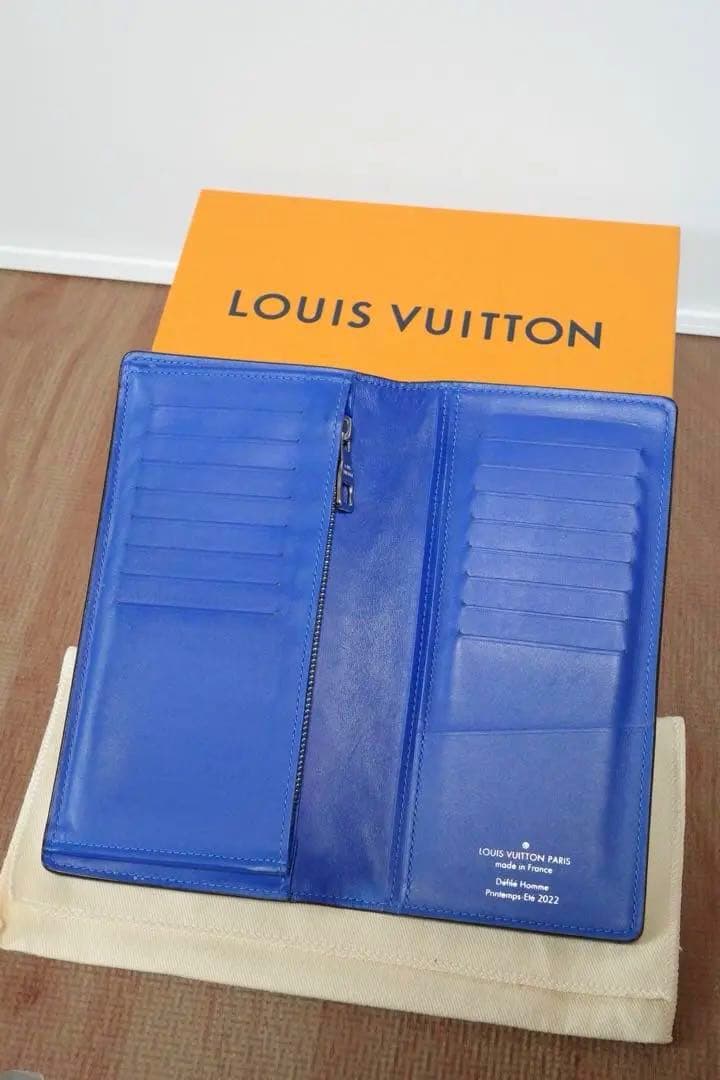 とうにゅうくんルイヴィトンLV 財布　ブラザ　モノグラム　ブルーヴェール