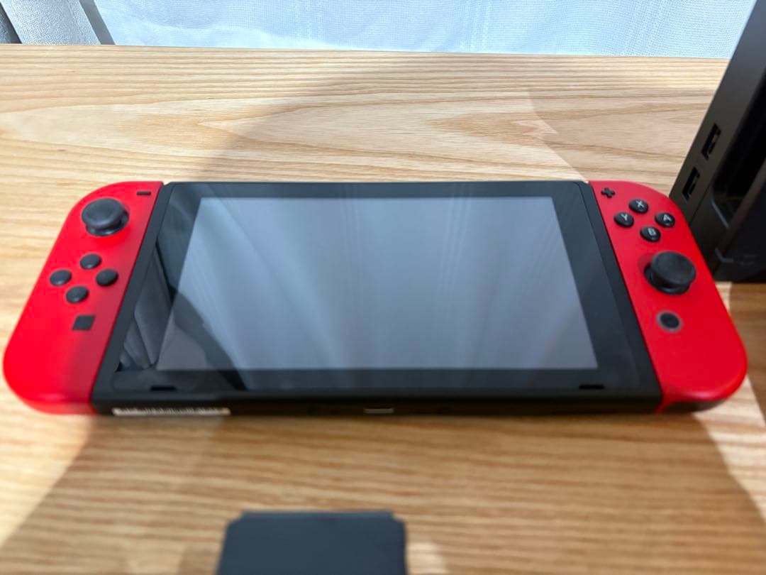 Nintendo Switch 赤/黒 本体 + コントローラー