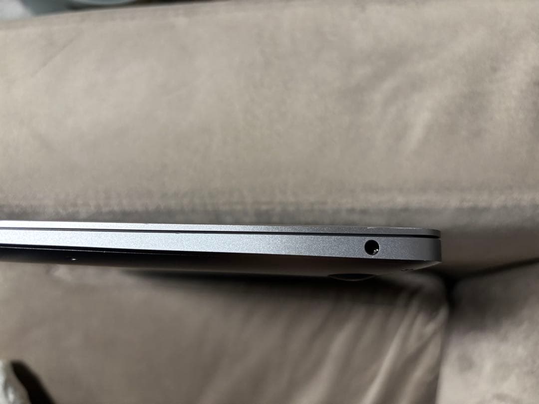 【美品】MacBook Air 2018｜充放電84回｜箱・純正充電器付