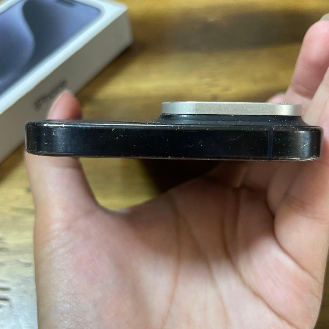 ジャンクiPhone 15ProMax Blue Titanium 鳩