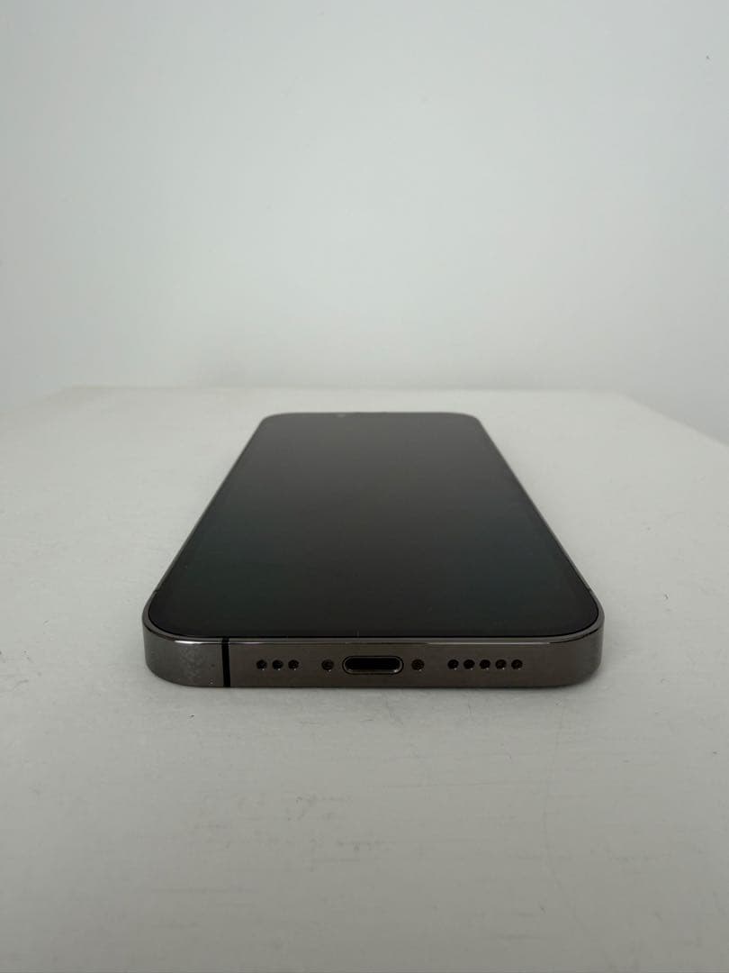 Apple iPhone 13 Pro 1TB グラファイト 本体 中古美品