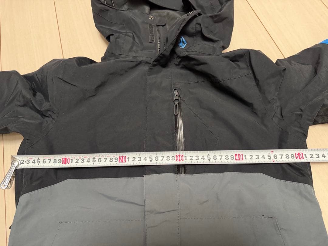 VOLCOM GORE-TEX フード付きジャケット 黒/青/灰