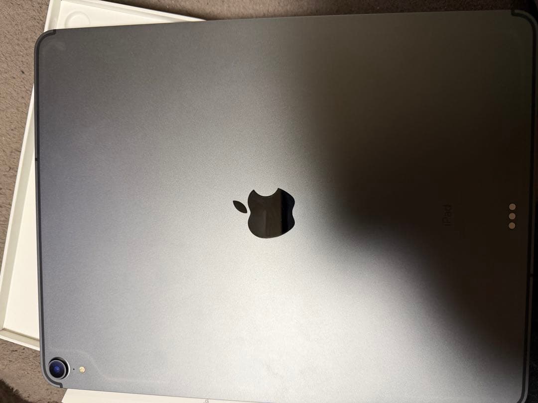 iPad Pro 12.9インチ Wi-Fi + Cellular 64GB