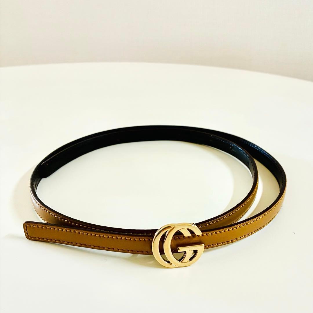 GUCCI細ベルト　GGロゴ(ゴールド) をキャメルカラーレザー