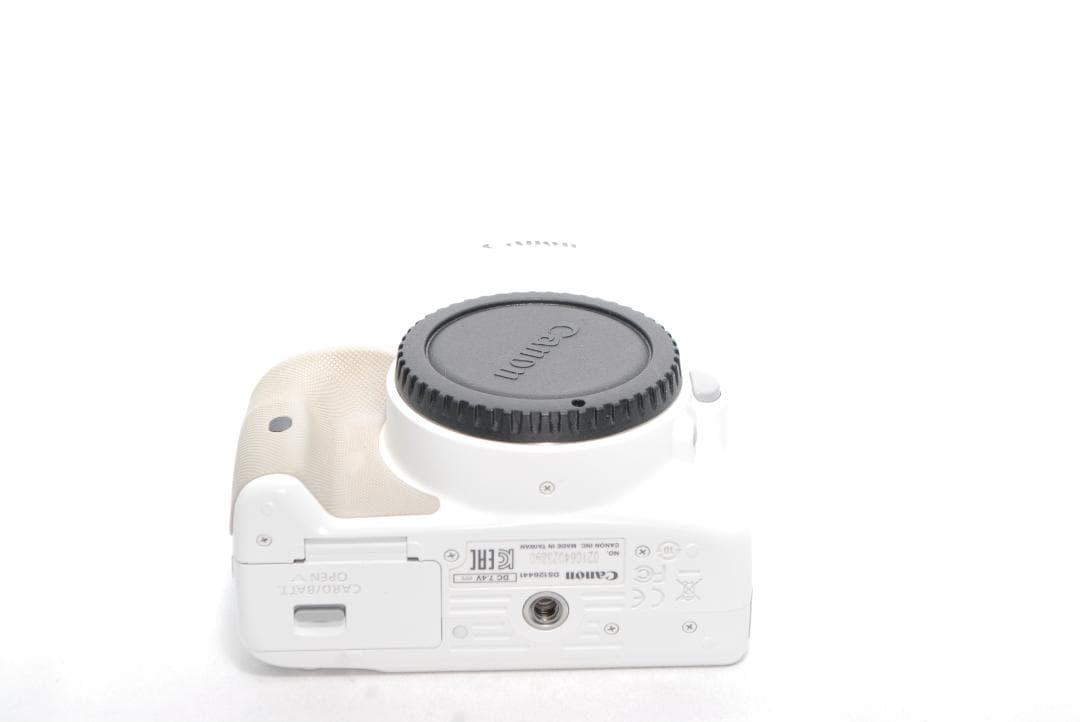 ✨Canon kiss X7✨希少カラーホワイト✨初心者モデル✨一眼レフ