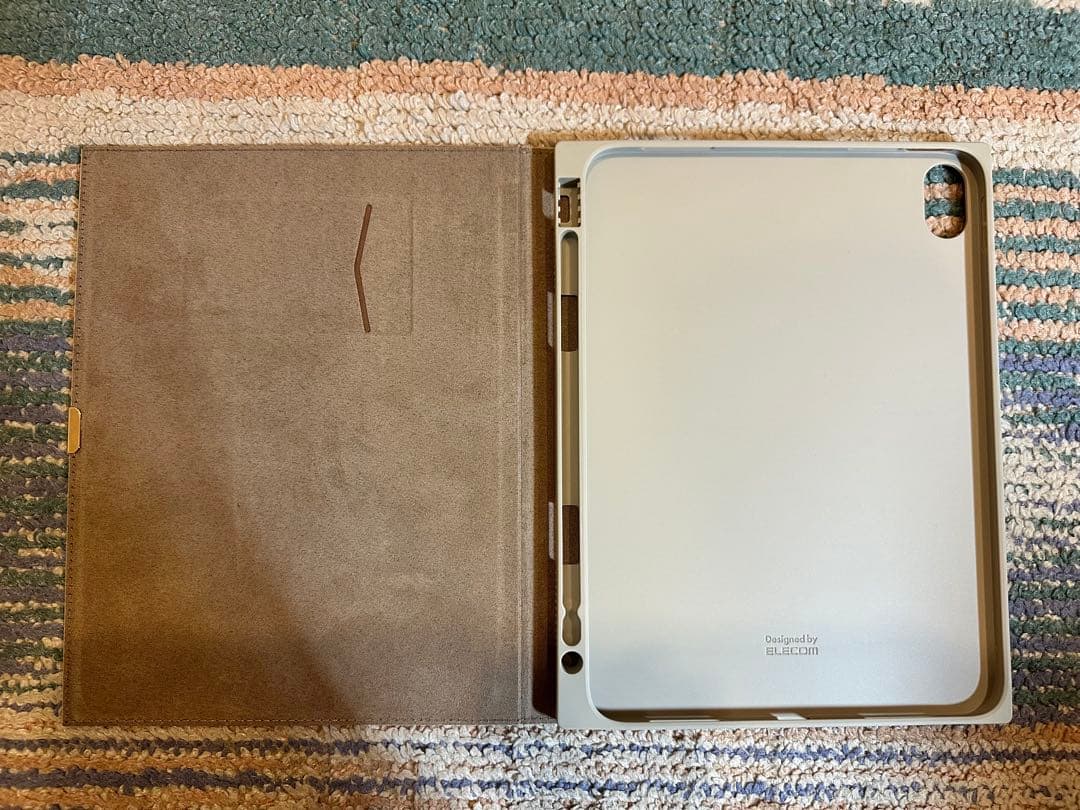 10.9インチiPad 第10世代　Wi-Fiモデル 256GB - シルバー