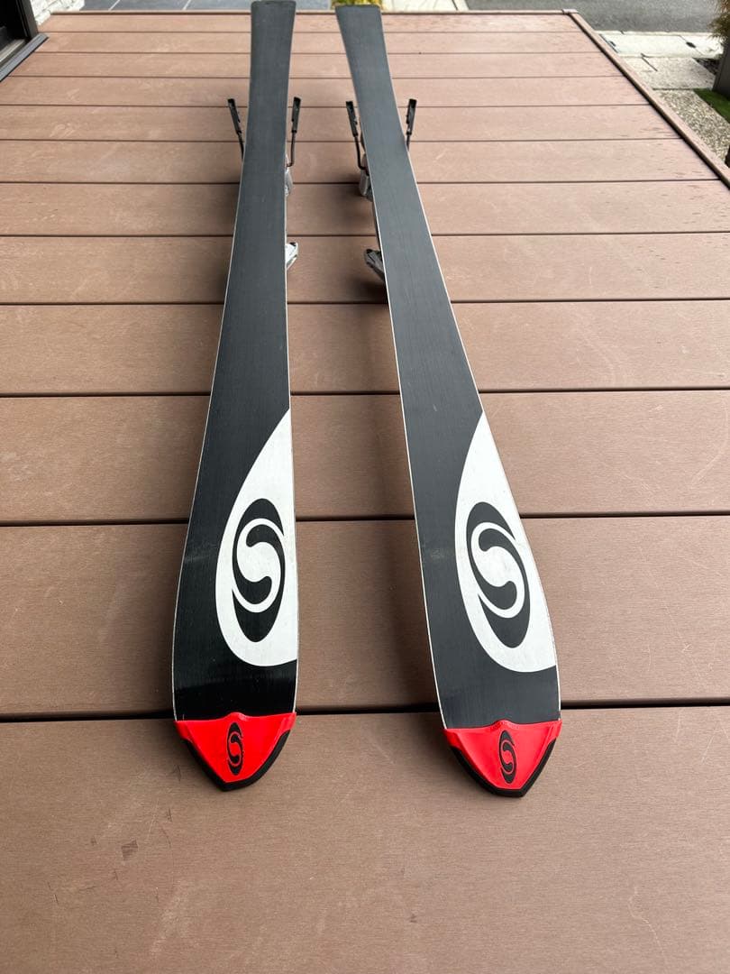 Salomon EQUIPT 20 スキー レッド