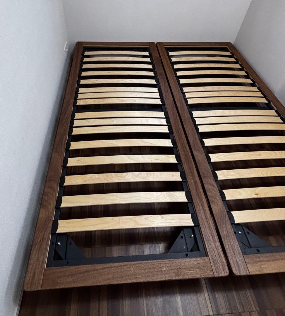 Nob 　無印　ベッドフレーム・スモール・ウォールナット材　脚付　2セット