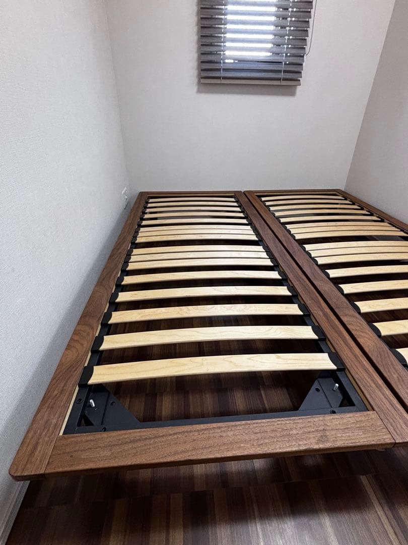 Nob 　無印　ベッドフレーム・スモール・ウォールナット材　脚付　2セット