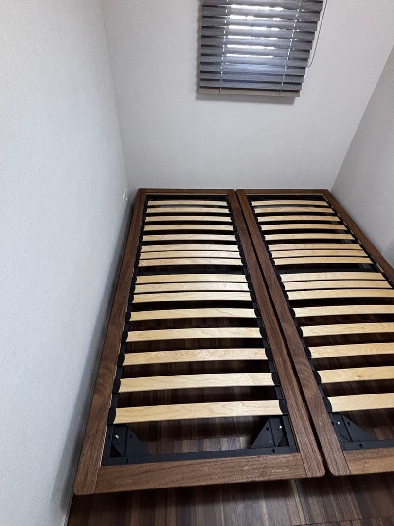 Nob 　無印　ベッドフレーム・スモール・ウォールナット材　脚付　2セット