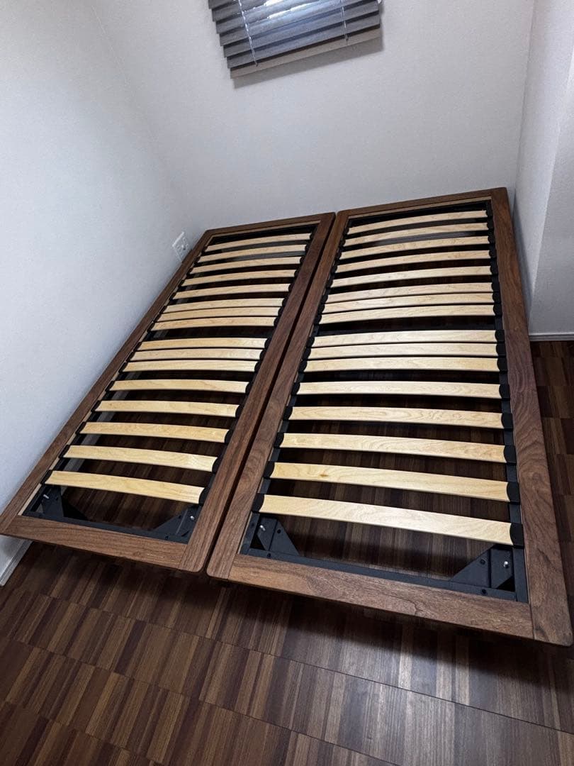 Nob 　無印　ベッドフレーム・スモール・ウォールナット材　脚付　2セット