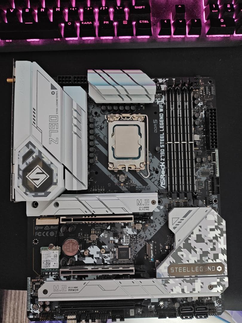 I9 13900KF + ASRock Z790 2点セット