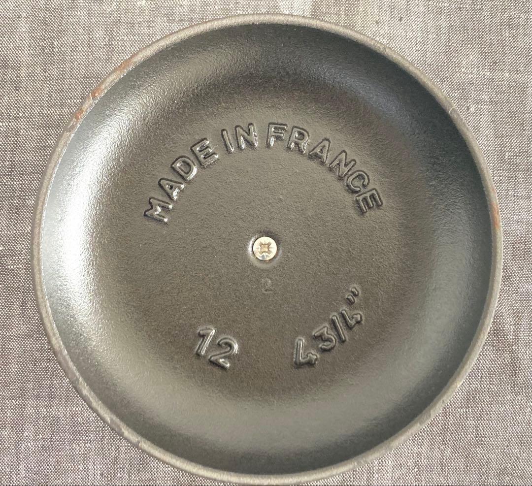 STAUB ヴィンテージ ココット　12cm 黒