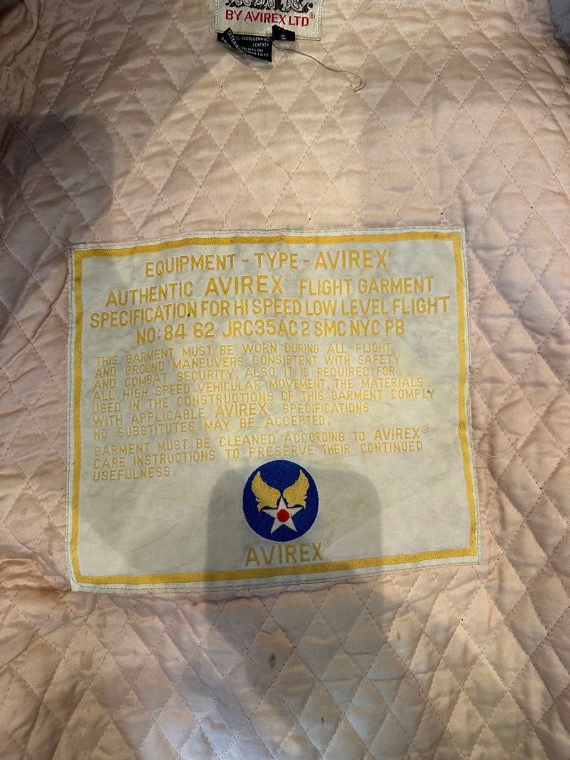 AVIREX 赤 レザーフライトジャケット