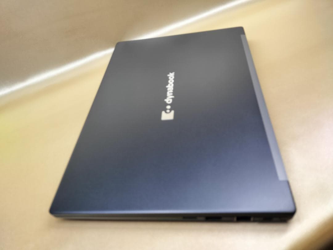 東芝　Dynabook G83/KW　高性能　2023年モデル(K-207)