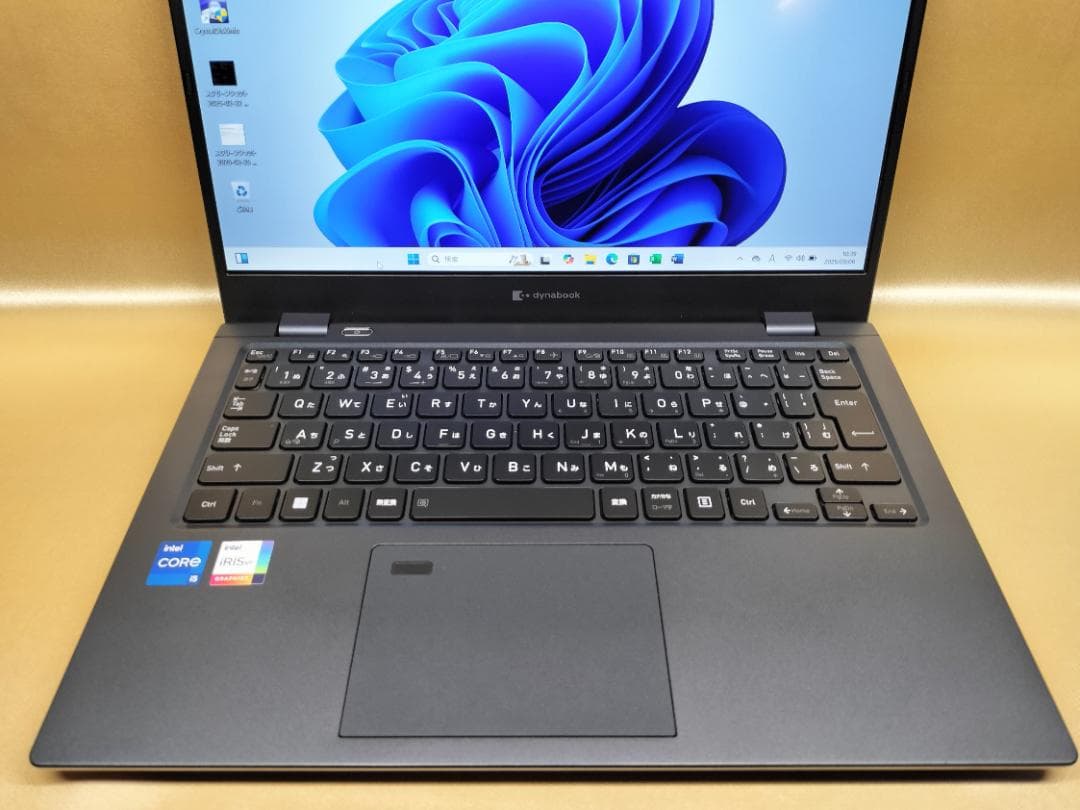 東芝　Dynabook G83/KW　高性能　2023年モデル(K-207)