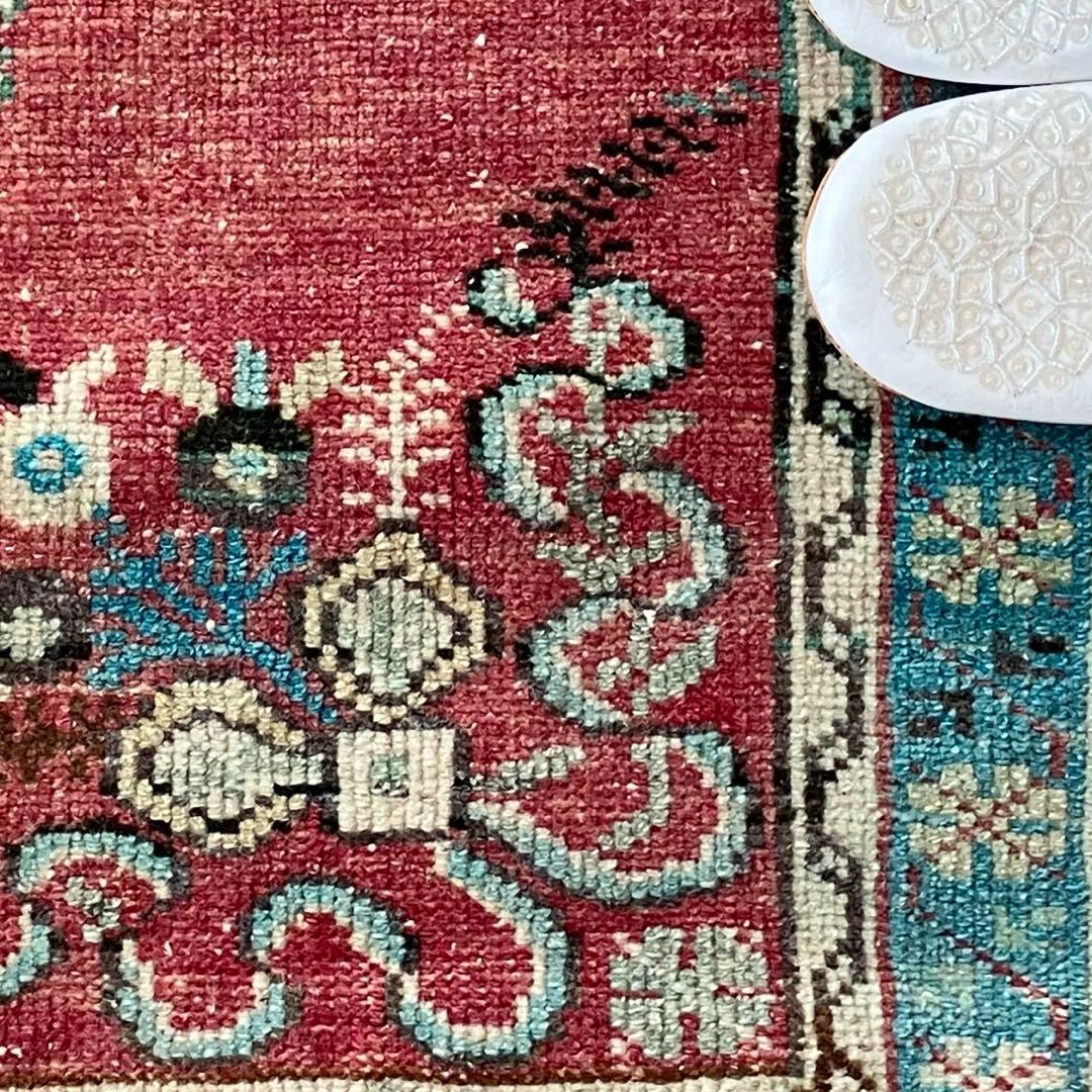 専用✳︎ギュネイラグ　柔らかレッド　ペールブルー　グリーン　トルコヴィンテージラグ