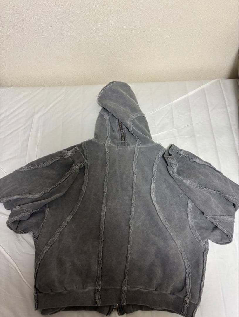 thug clubダークグレー フード付きジャンパー