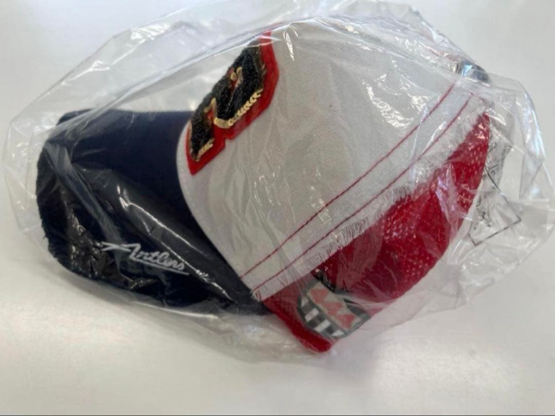 【未開封】YOSHINORI　KOTAKE 鹿島アントラーズロゴ入り　キャップ白