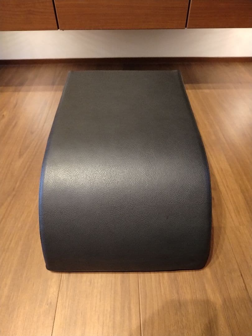 【美品】ハイエース セカンドシート アームレスト