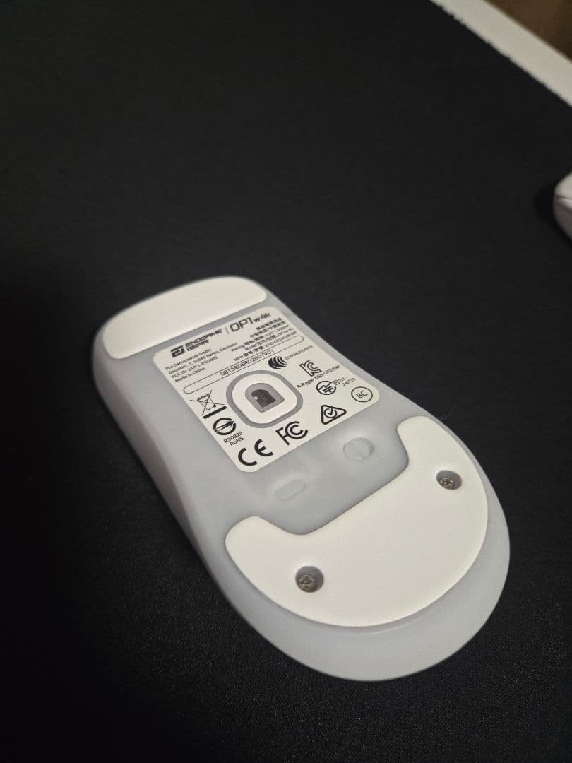 OP1w 4k ホワイトフロスト