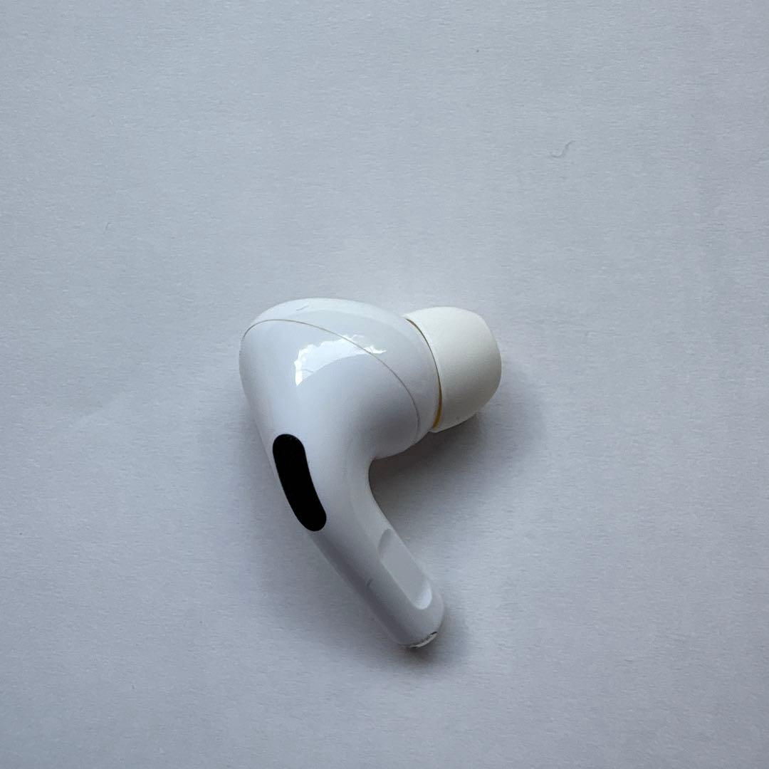 AirPods Pro 第1世代 (本体両耳＋充電ケース＋外箱付き)