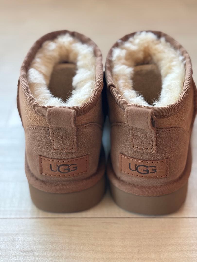 新品未使用　UGG クラシックウルトラミニ　チェスナット