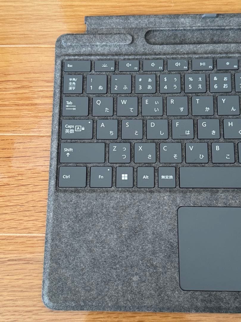 キーボード Microsoft Surface Pro Signature Keyboard