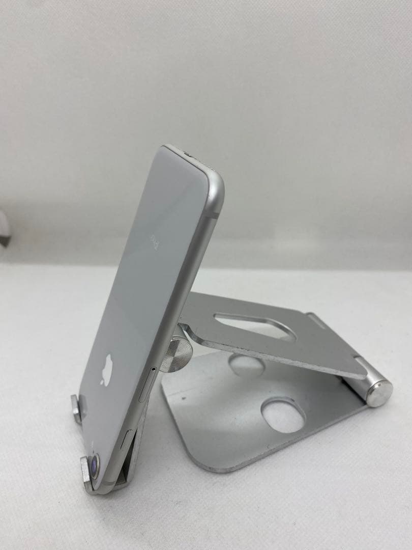 Iphone 8 256GB Sim フリー　65751