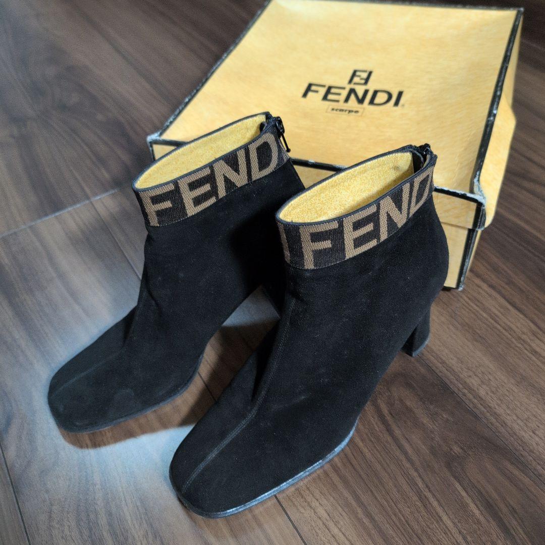FENDI 　イタリア製　ロゴテープ　ショートブーツ　３７