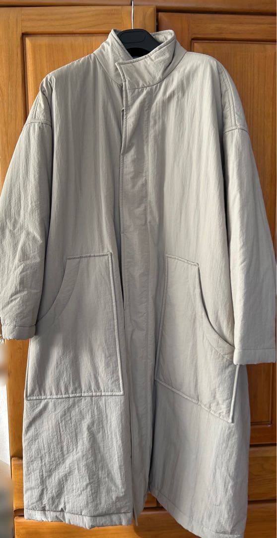 ata 中綿ロングコート