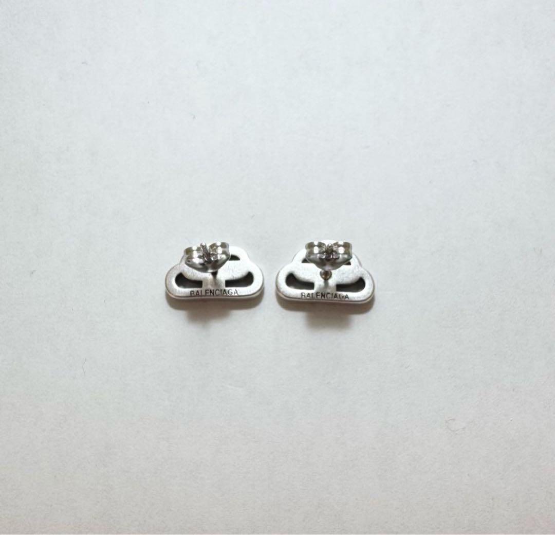 BALENCIAGA シルバー ロゴ ピアス