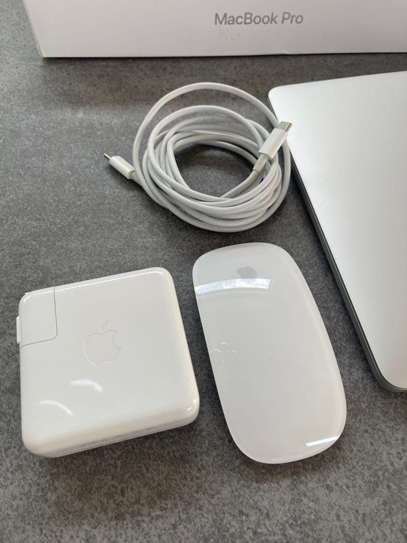 【美品】MacBook Pro 13インチ Core i5 ＋新品マウス付き