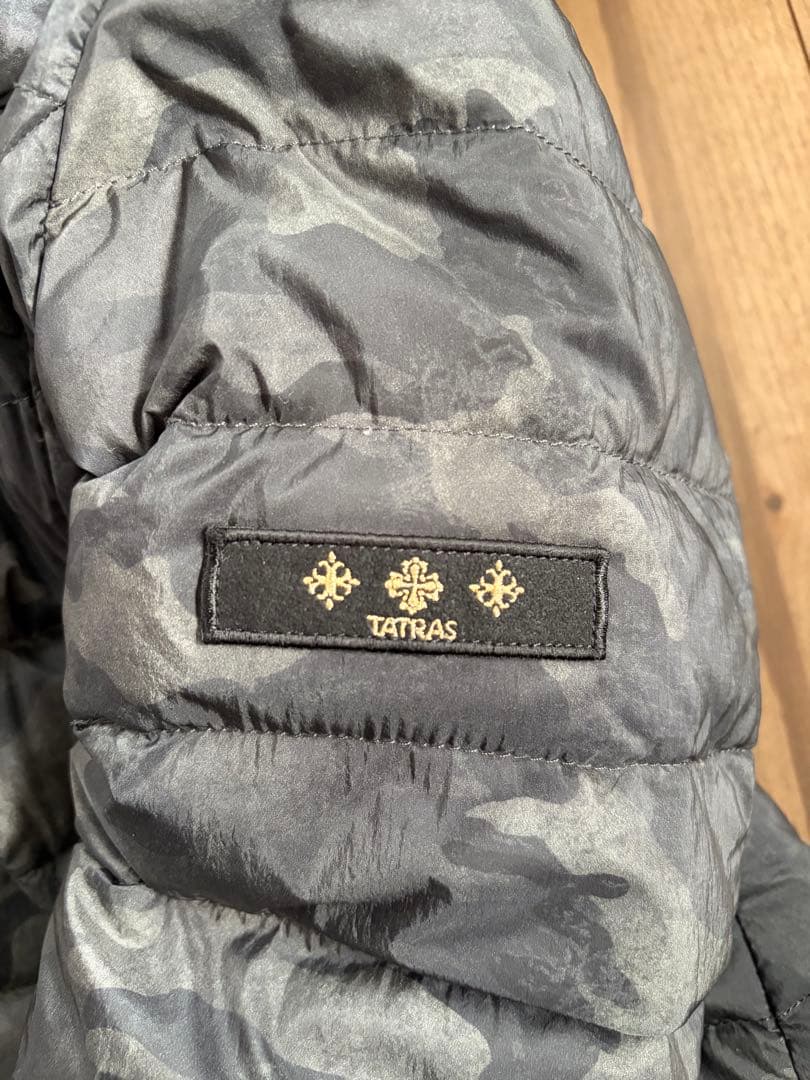 TATRAS カモフラージュ柄 ダウンジャケット