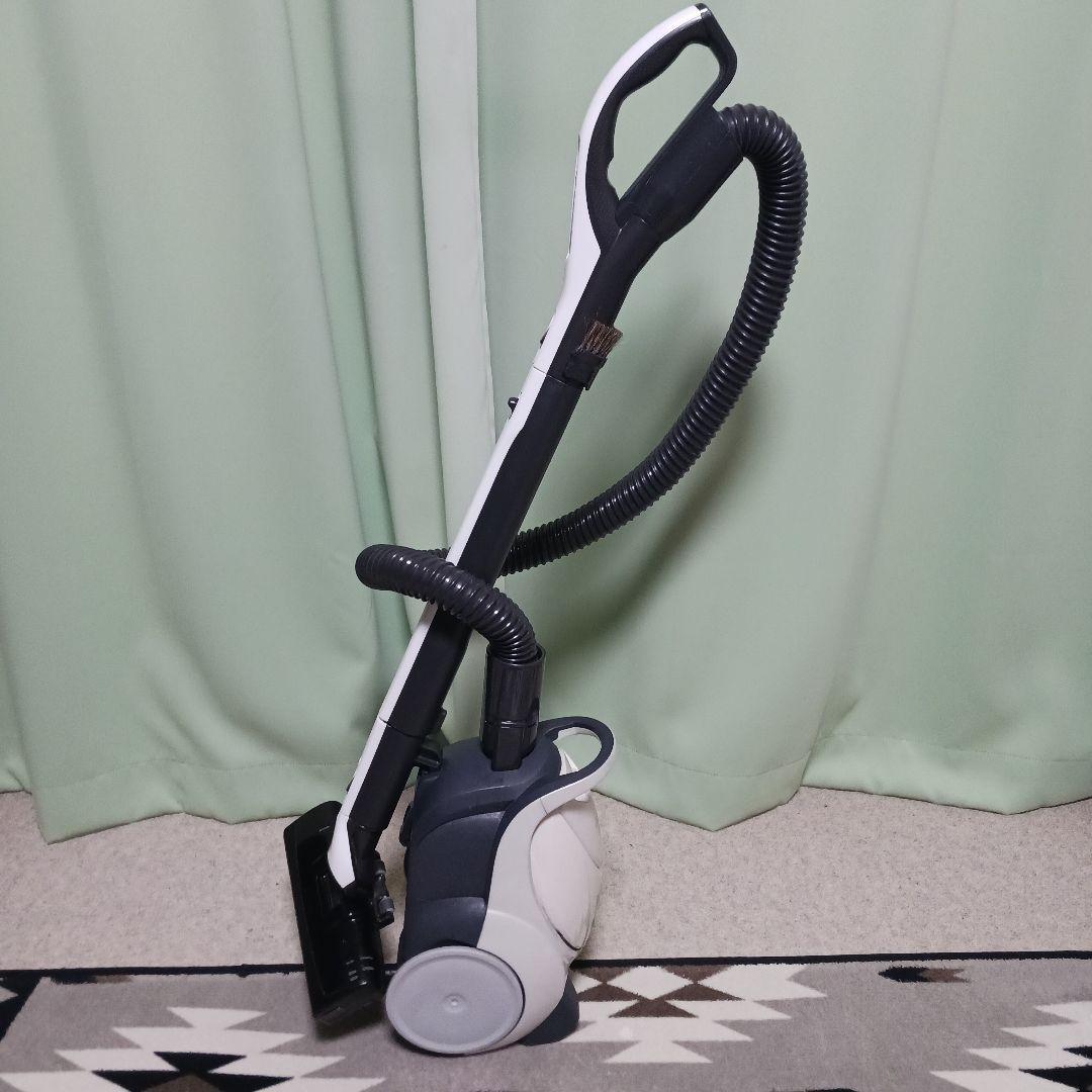 三菱紙パック式掃除機　稼働品　　 2023年製