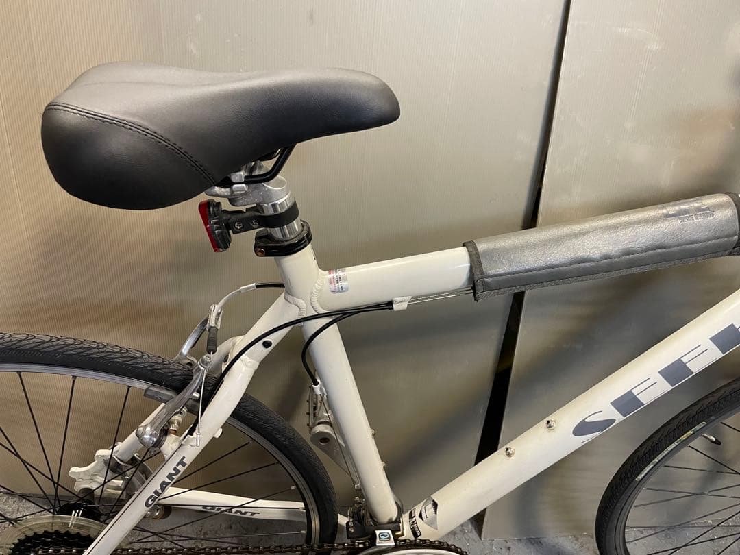 GIANT SEEK クロスバイク 3x8s Lサイズ 点検整備済み